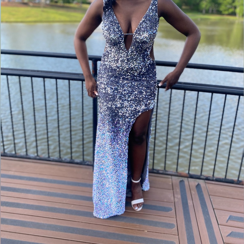 PROM DRESS